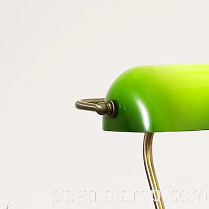 Lâmpada de mesa de bronze americana clássica para quartos elegantes